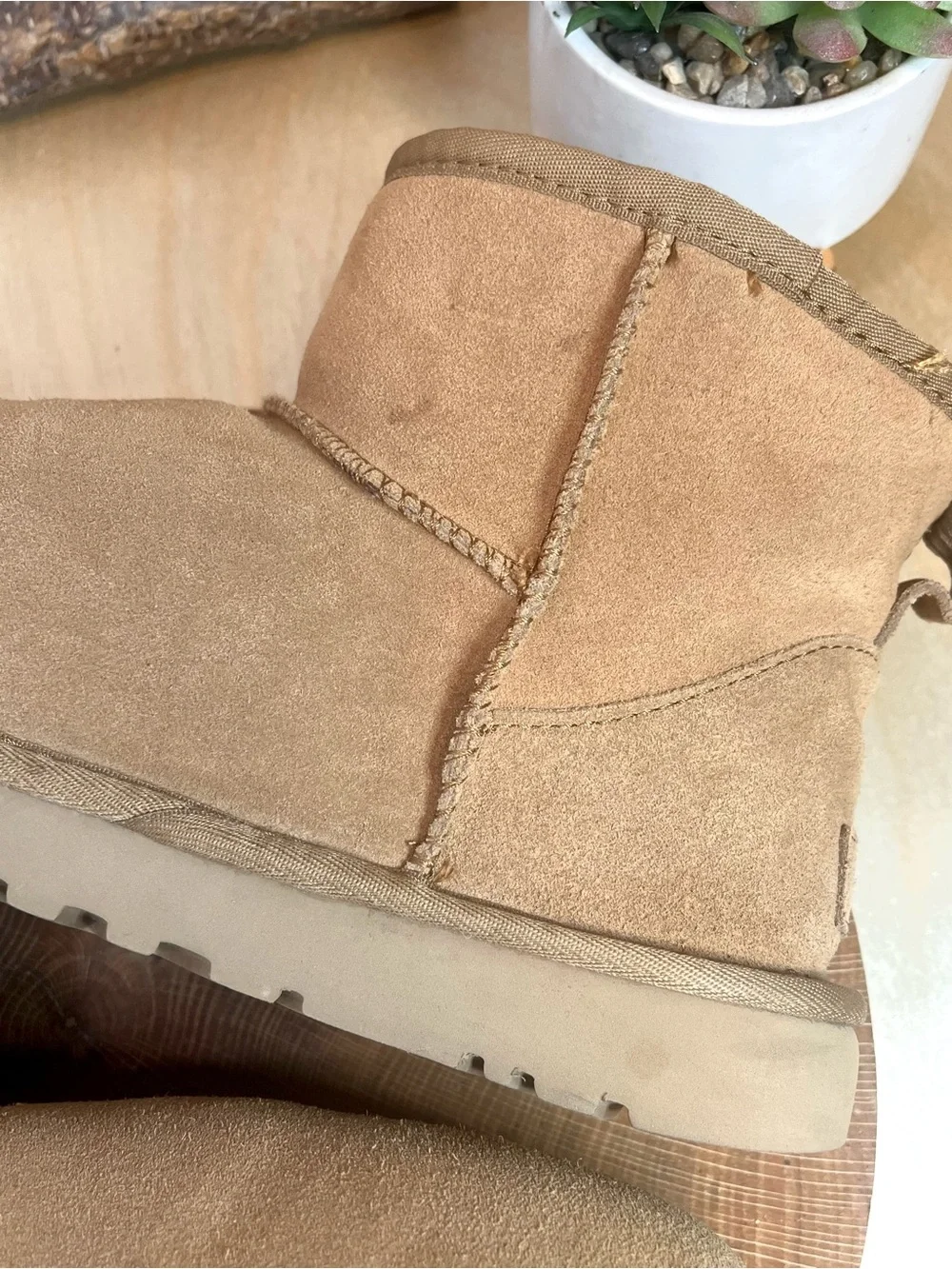 UGG Classic Mini Ankle Boots Women's Size 8 (Approx.)